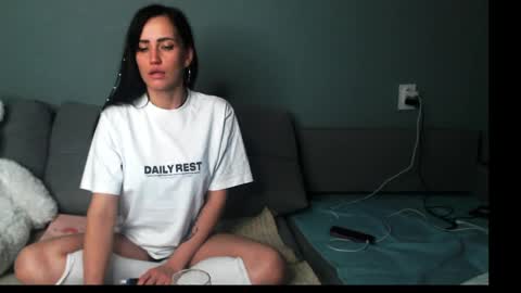 olivia millerss online show from 4, 4, 2026