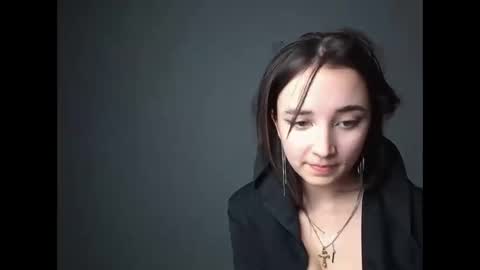 Olivia online show from 4, 3, 2025