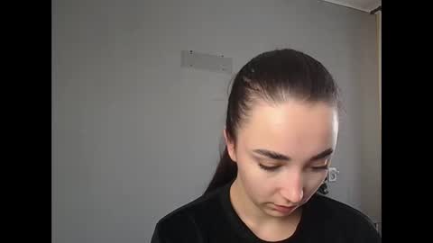 Snapshot of olivia_oliv chatting on 10, 2, 2026 Olivia online show from 10, 2, 2026