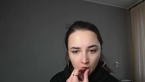 Olivia online show from 10, 4, 2026