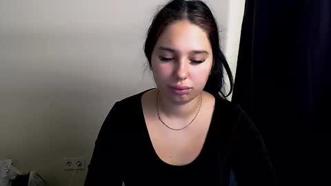 Olivia online show from 3, 11, 2025