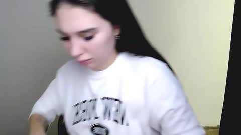 Olivia online show from 6, 3, 2026