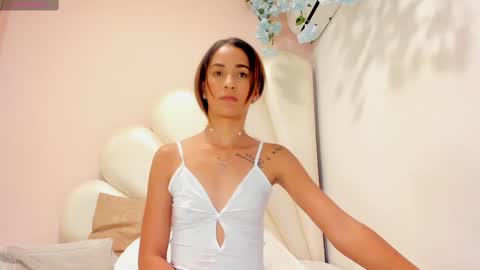 Snapshot of olivia_stevens_ chatting on 15, 2, 2025 Olivia online show from 15, 2, 2025