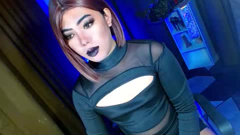 Miss OLIVIA online show from 11, 9, 2025