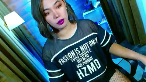 Miss OLIVIA online show from 19, 5, 2026