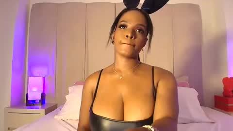 My name is olivia but can you call me Oli online show from 15, 10, 2025