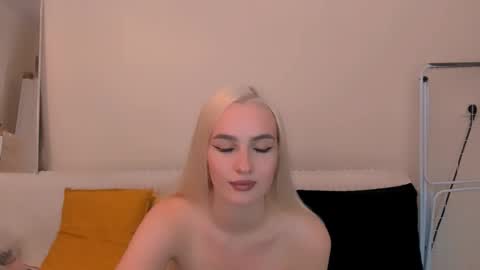 oliviaBeauty online show from 22, 10, 2025