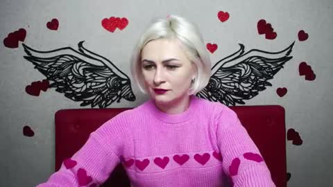 OliviaHorst online show from 19, 2, 2025