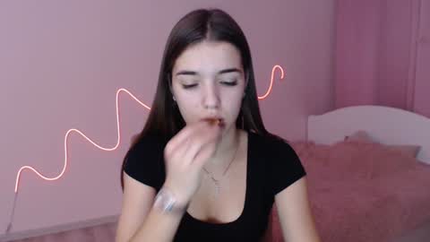 Olivia online show from 17, 12, 2024