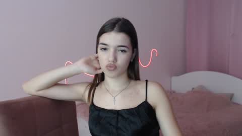 Olivia online show from 17, 12, 2024