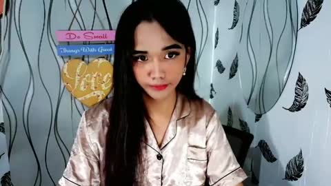 NICOLE online show from 10, 5, 2026