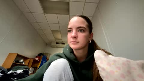 Olivia Rae online show from 3, 2, 2026