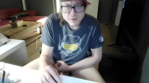 olivierlenaerts77 online show from 3, 8, 2026