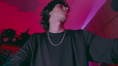     online show from 26, 10, 2025