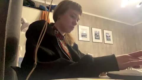 Snapshot of omahethcote chatting on 23, 5, 2026 Eva online show from 23, 5, 2026
