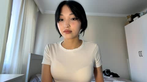 Mia online show from 2, 5, 2026
