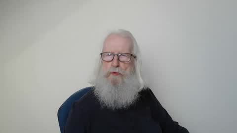 Snapshot of onanister chatting on 2, 5, 2026 Somewhere over the rainbow online show from 2, 5, 2026