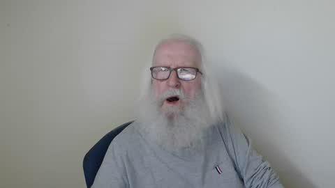 Snapshot of onanister chatting on 21, 5, 2026 Somewhere over the rainbow online show from 21, 5, 2026