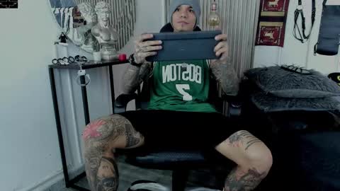     ... online show from 2, 10, 2025