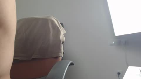 Snapshot of onebestlover chatting on 12, 3, 2025 onebestlover online show from 12, 3, 2025