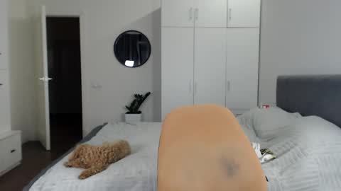 Snapshot of onebestlover chatting on 18, 9, 2025 onebestlover online show from 18, 9, 2025