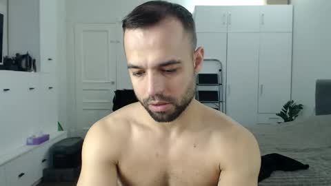 Snapshot of onebestlover chatting on 19, 4, 2026 onebestlover online show from 19, 4, 2026