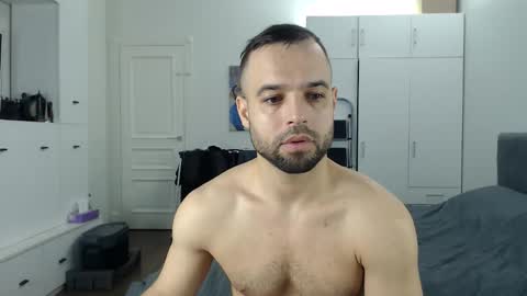 Snapshot of onebestlover chatting on 26, 4, 2026 onebestlover online show from 26, 4, 2026