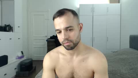 Snapshot of onebestlover chatting on 29, 4, 2026 onebestlover online show from 29, 4, 2026