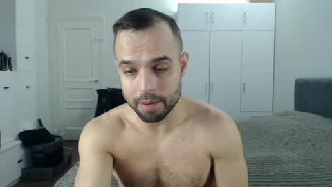 Snapshot of onebestlover chatting on 30, 4, 2026 onebestlover online show from 30, 4, 2026
