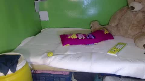 Wyn Will serve you and be your slave online show from 10, 12, 2024