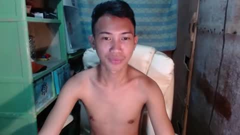 Wyn Will serve you and be your slave online show from 27, 12, 2024