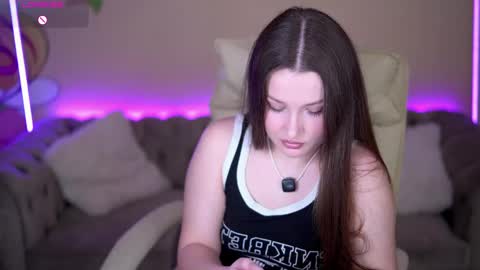 L A Y A online show from 3, 4, 2026