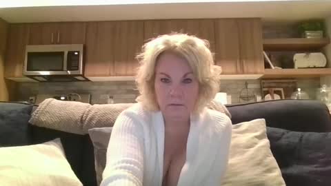 couple mature milf bigboobs curvy mommydaddy online show from 26, 1, 2025