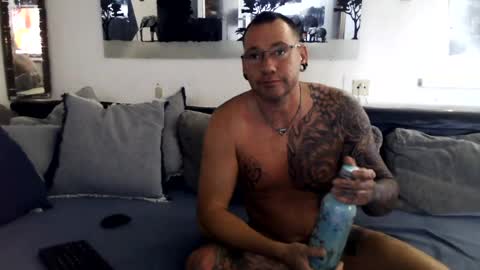 .....mICha..... online show from 3, 8, 2026