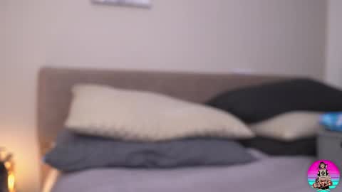  Sttephany  online show from 6, 10, 2025