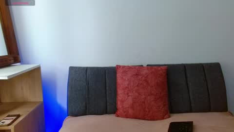 onlily online show from 24, 2, 2026