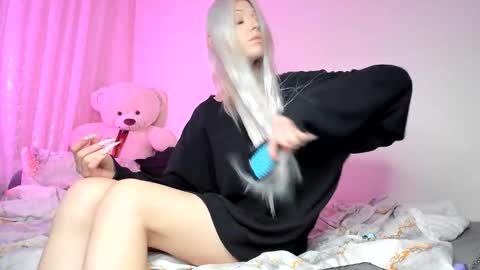 Iva online show from 15, 12, 2025