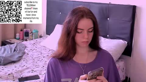 only_sarah1 online show from 6, 1, 2025