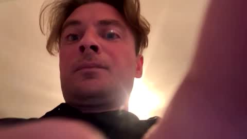 onlyloveyoutwice2016 online show from 17, 3, 2026