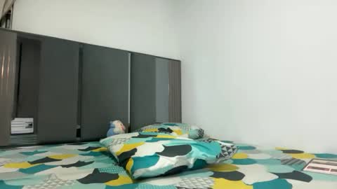 PAREJA LATINA JOVEN MUY CACHONDOS online show from 22, 3, 2026