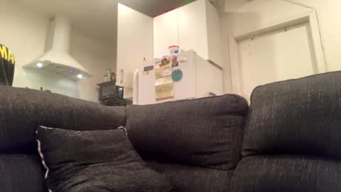 Snapshot of onthecumup69 chatting on 4, 3, 2025 onthecumup69 online show from 4, 3, 2025