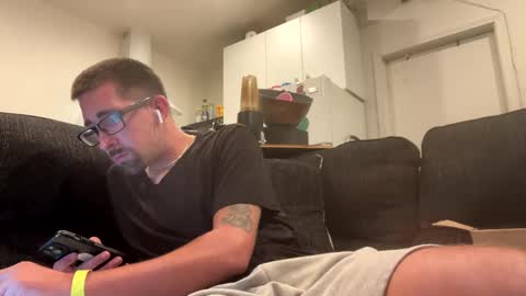 Snapshot of onthecumup69 chatting on 30, 9, 2025 onthecumup69 online show from 30, 9, 2025