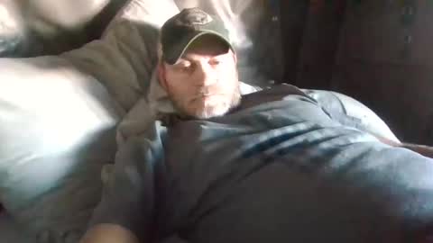 Snapshot of onthemove03 chatting on 3, 11, 2025 onthemove03 online show from 3, 11, 2025