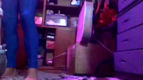 Dmtbabe69 online show from 11, 10, 2025