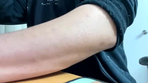 ooiskyfalloo online show from 14, 3, 2026