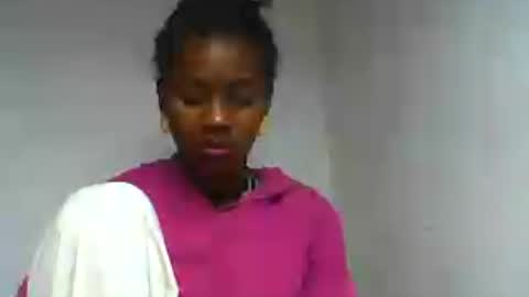 Snapshot of oooorazanasoa chatting on 13, 6, 2026 oooorazanasoa online show from 13, 6, 2026