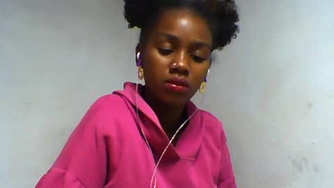 Snapshot of oooorazanasoa chatting on 29, 6, 2026 oooorazanasoa online show from 29, 6, 2026