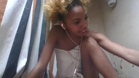 oooosoavizara online show from 14, 6, 2026