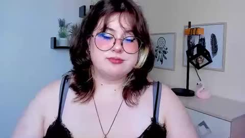 OpheliaLush online show from 3, 8, 2026