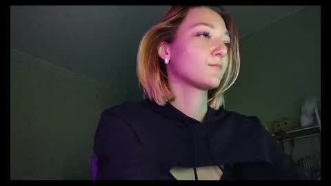 Melani  online show from 2, 3, 2025